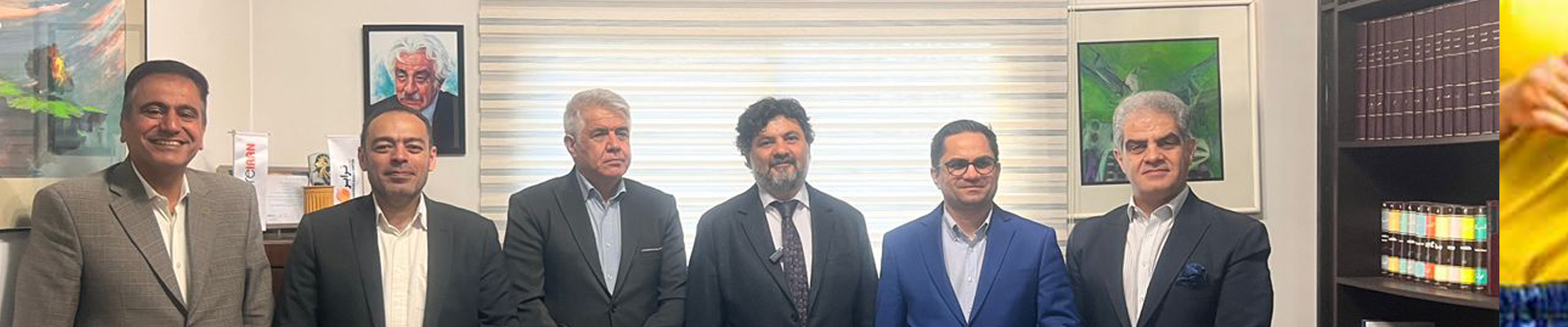 نشست کارشناسی ماهنامه «سفر» درباره مدیریت بحران در صنعت هتلداری برگزار شد