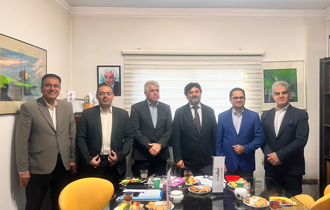 نشست کارشناسی ماهنامه «سفر» درباره مدیریت بحران در صنعت هتلداری